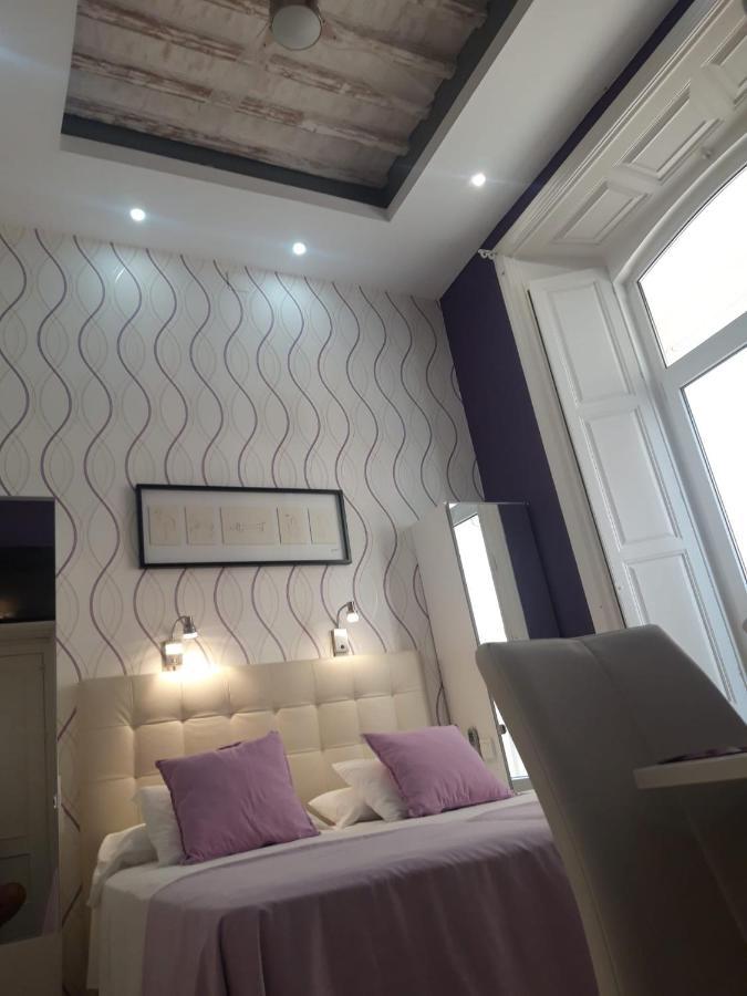 Apartamentos Marques De La Merced Малага Экстерьер фото